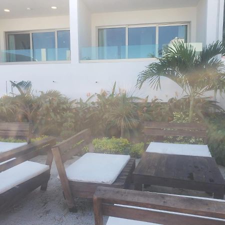 Malaki Hotel Los Ayala Luaran gambar