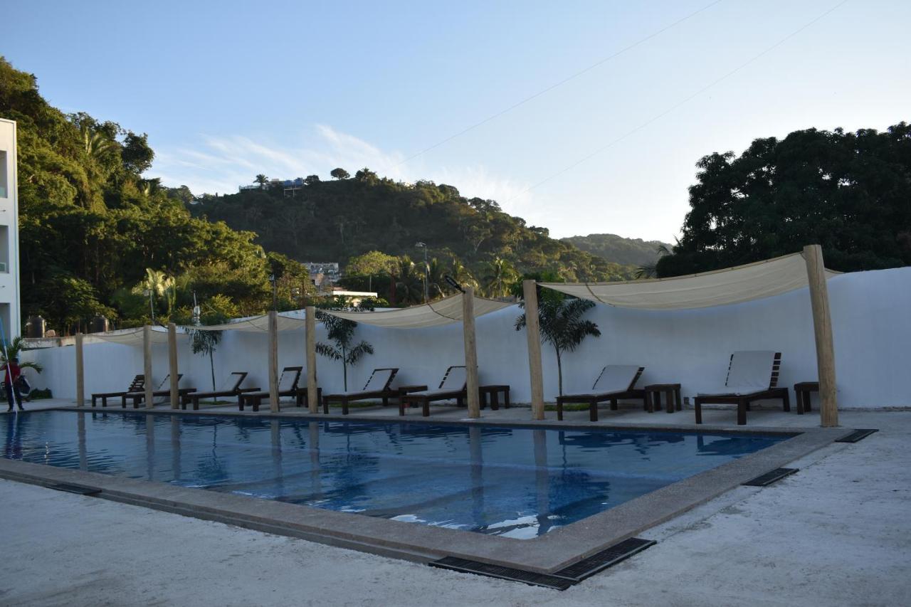 Malaki Hotel Los Ayala Luaran gambar
