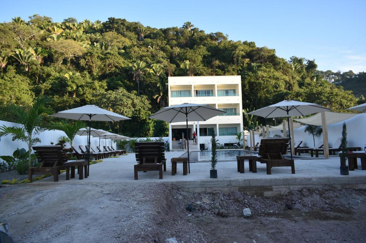 Malaki Hotel Los Ayala Luaran gambar