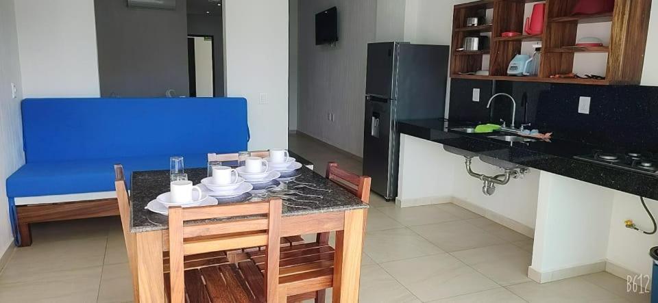Malaki Hotel Los Ayala Luaran gambar