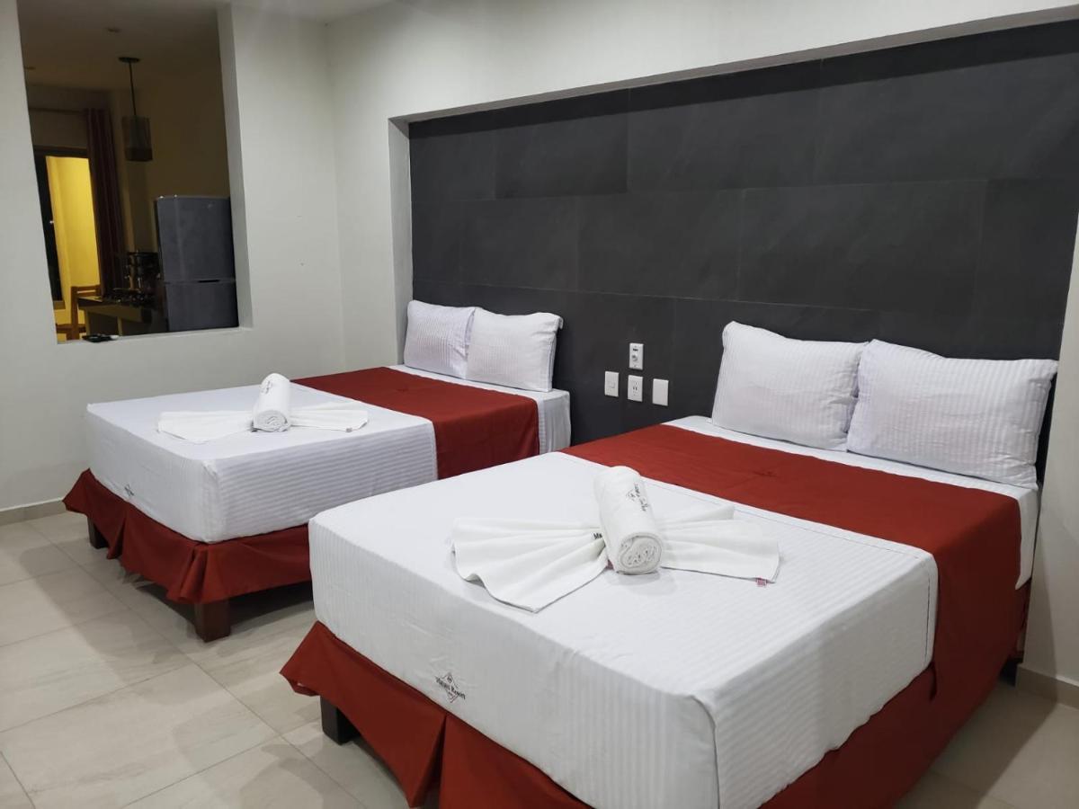 Malaki Hotel Los Ayala Luaran gambar